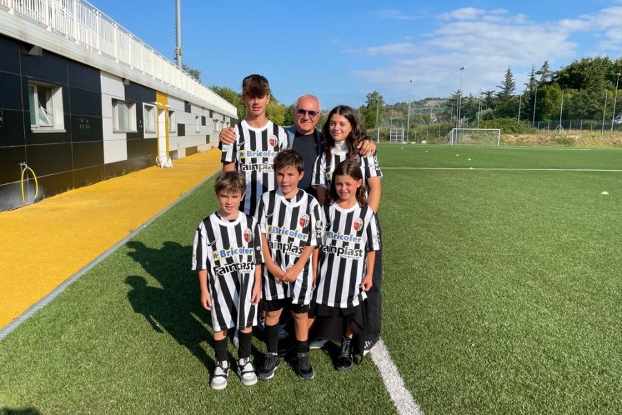 Notiziario: visita di Battista Faraotti alla squadra
