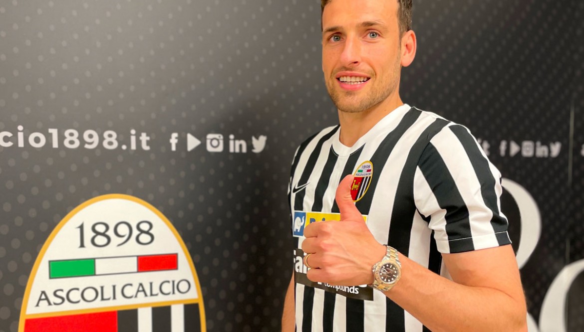 Il saluto di Botteghin ai tifosi: “Non vedo l’ora di iniziare, vi aspetto allo stadio!”.