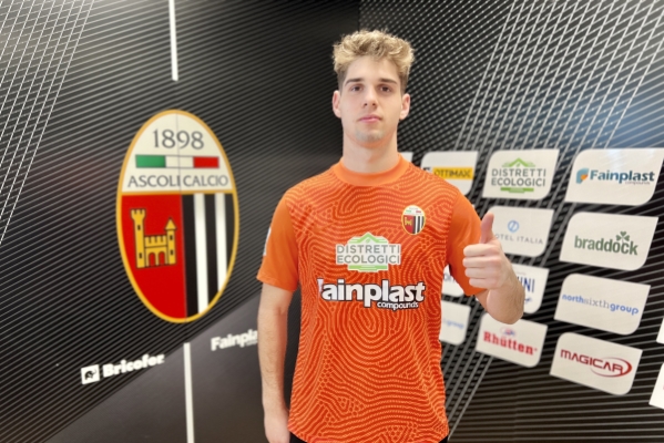 Luca Bolletta: “Grazie alla Società per il primo contratto. Mi alleno con due grandi portieri”.