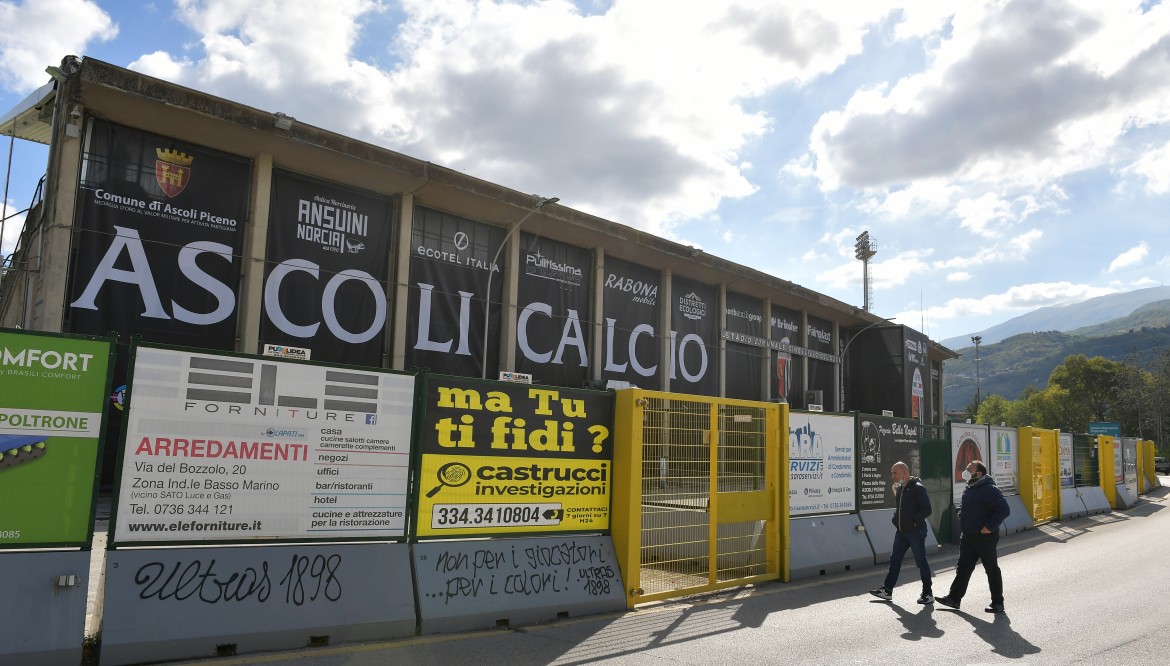 Notiziario: seduta tattica allo Stadio.