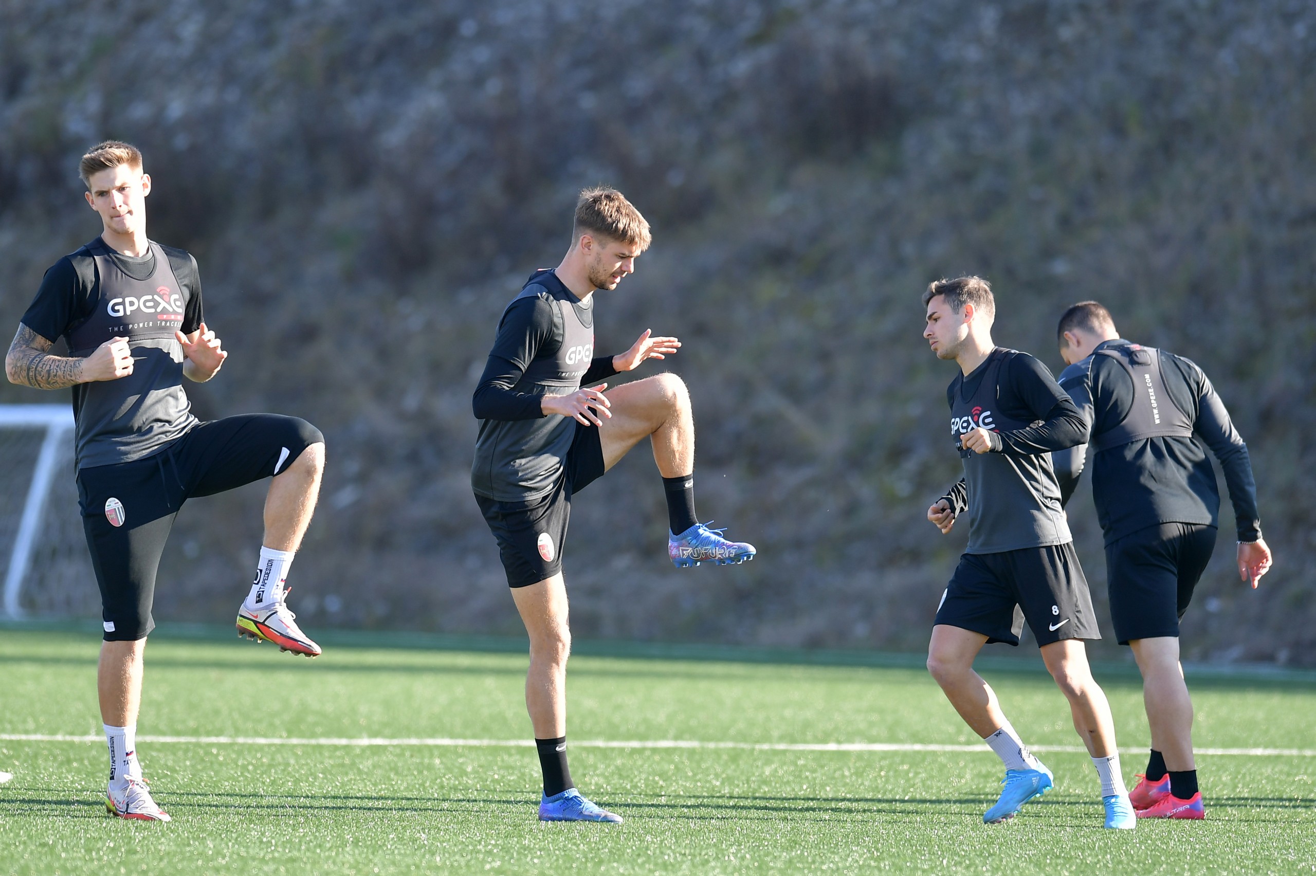 Notiziario: partita a tutto campo.