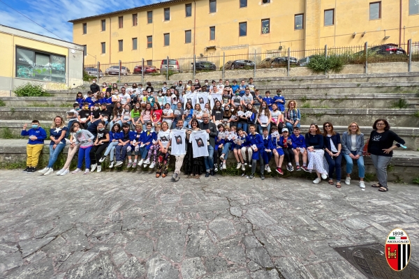 Stamane visita di Eramo, Baschirotto e Tsadjout in tre scuole cittadine.