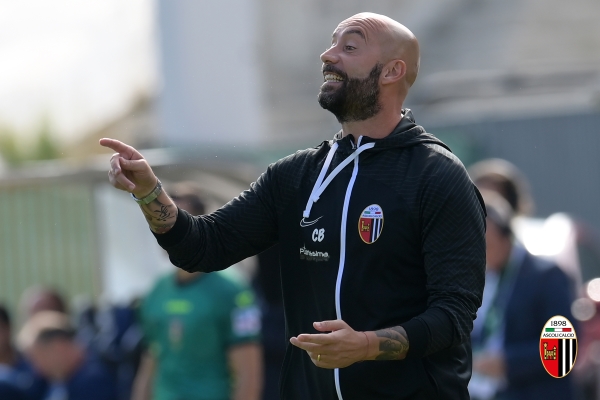 Mister Bucchi: “Dobbiamo far leva sul noi e dobbiamo fare l’Ascoli”.