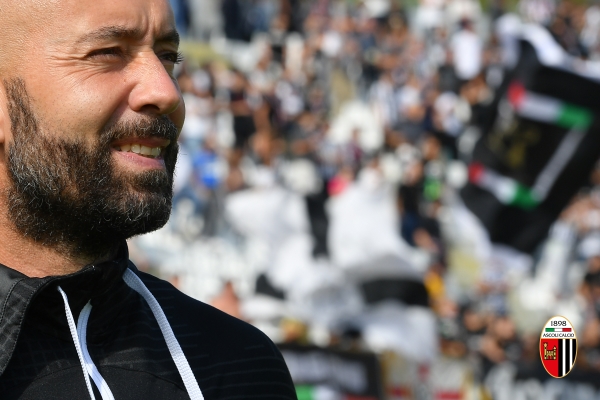 Pre gara Mister Bucchi: “Voglio un Ascoli battagliero che rispecchi i nostri tifosi”.