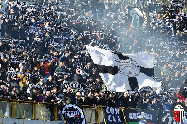 In vendita i biglietti per assistere ad Ascoli-Brescia.