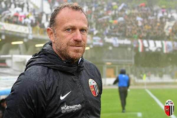 Pre gara Mister Breda: “Col Cosenza la partita più importante della stagione”.