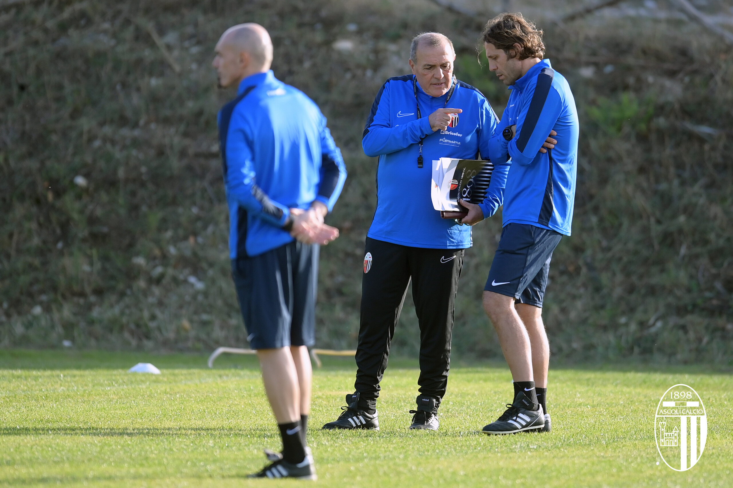 Notiziario: lavoro in palestra e partite.