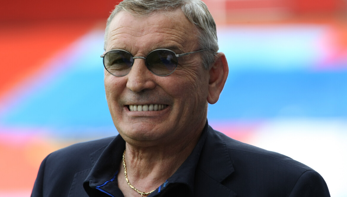 Anche al Sinigaglia di Como 1′ di silenzio per Gigi Riva.