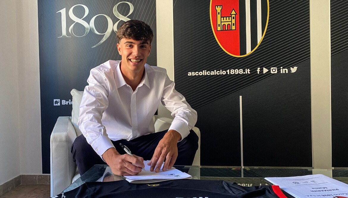 Primo contratto da professionista per Mattia Piermarini: “Un sogno che si avvera”.