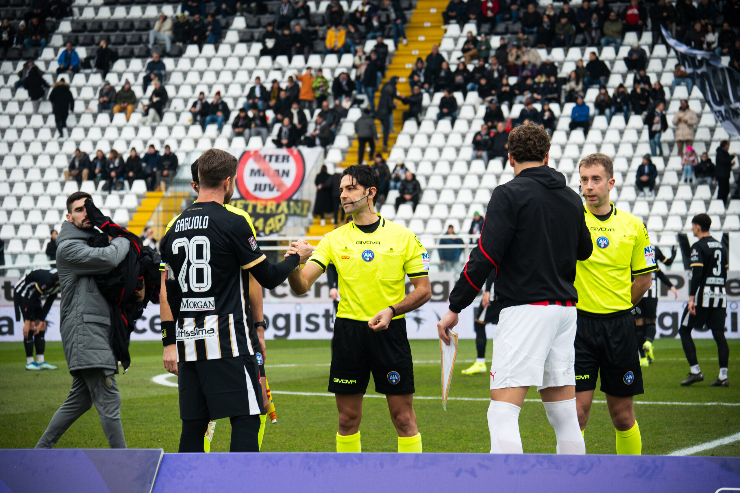 Giudice Sportivo: tre giornate a Gala per il fallo su Tirelli